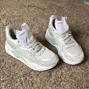 Puma Women's Sneakers in Cream and Green